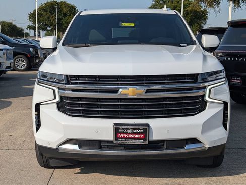 Used 2024 Chevrolet Suburban LT RWD image 6