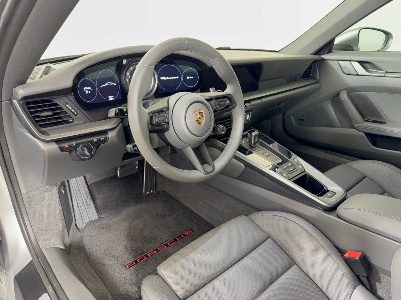 Certified 2024 Porsche 911 Carrera 4 AWD/4WD image 4
