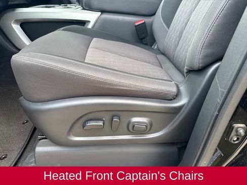 Used 2024 Nissan Titan SV w/ SV Convenience Package image 23