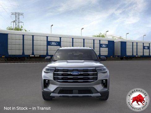 New 2026 Ford Explorer Active RWD image 7