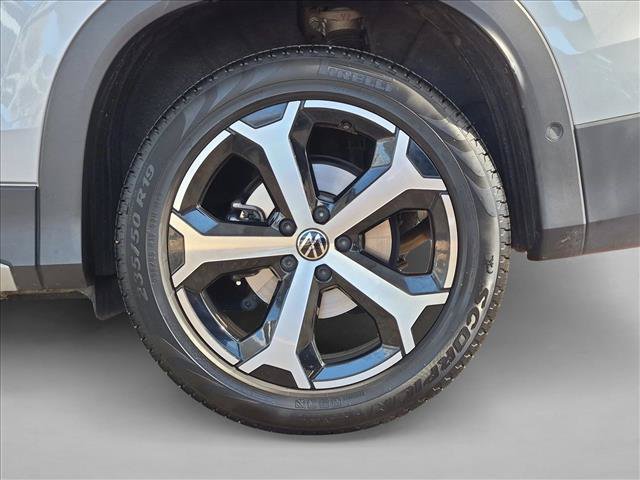Used 2026 Volkswagen Tiguan SE FWD image 23