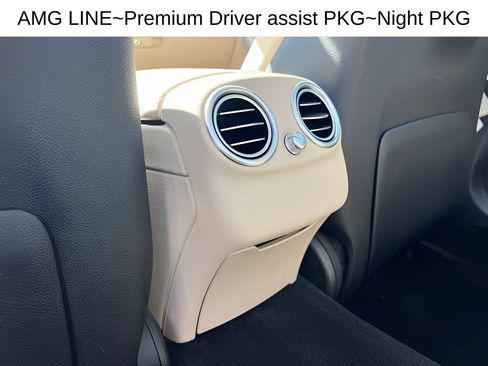 Used 2018 Mercedes-Benz C 300 4MATIC Sedan image 20