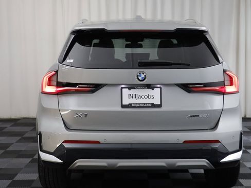 Certified 2025 BMW X1 xDrive28i w/ Technology Package image 14
