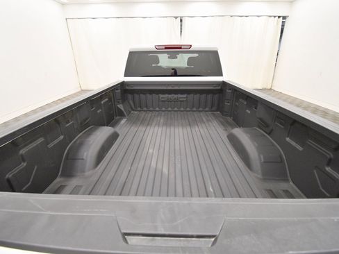 Used 2024 GMC Sierra 3500 SLE w/ SLE Convenience Package image 7