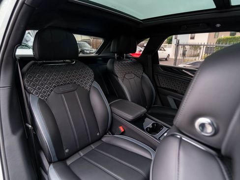 Used 2023 Bentley Bentayga Speed AWD/4WD image 26