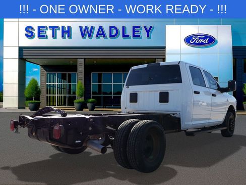 Used 2023 RAM 3500 Tradesman w/ Chrome Appearance Group image 8