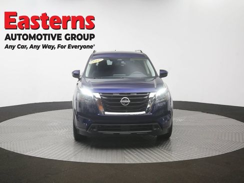 Used 2025 Nissan Pathfinder SV FWD image 53