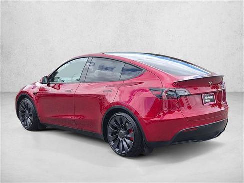 Used 2024 Tesla Model Y Performance AWD/4WD image 8