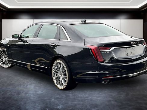 Used 2019 Cadillac CT6 Premium Luxury w/ Active Chassis Package 20" AWD/4WD image 4