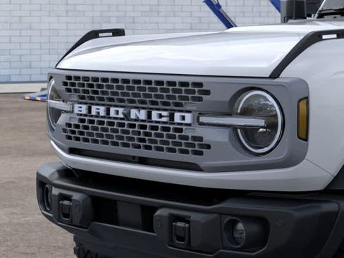 New 2026 Ford Bronco Badlands AWD/4WD image 19