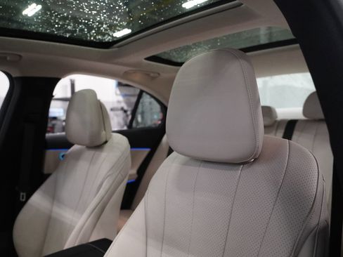 New 2026 Mercedes-Benz E 350 4MATIC Sedan image 15