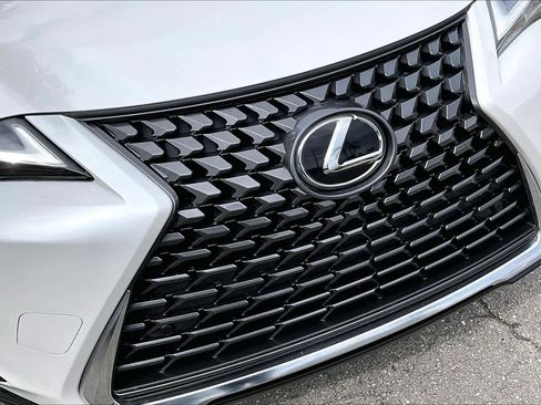 Used 2025 Lexus UX 300h FWD image 29