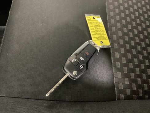 Used 2023 Ford Transit 350 XLT image 31