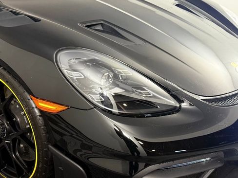 Certified 2024 Porsche 718 Cayman GT4 RS image 15
