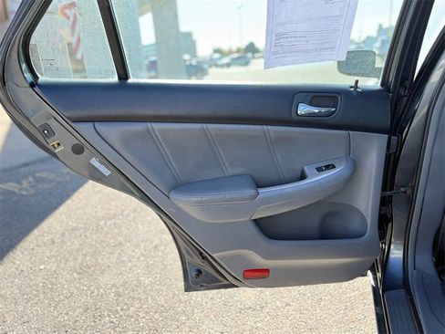 Used 2004 Honda Accord EX image 35