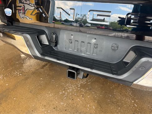 Used 2024 Ford Ranger XLT AWD/4WD image 9