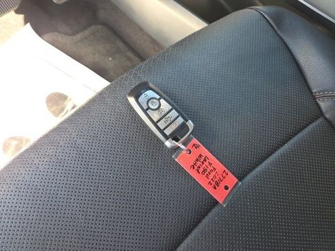 Used 2022 Ford F150 Lariat w/ Equipment Group 502A High image 45