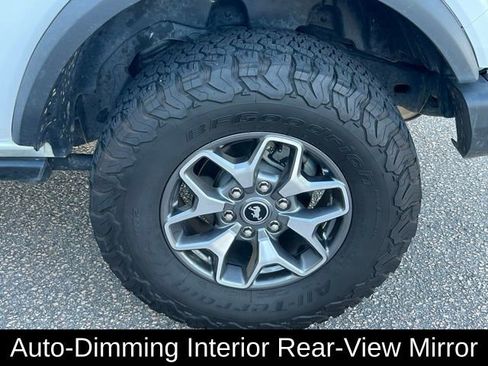 Used 2023 Ford Bronco Badlands image 37