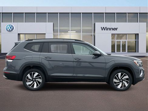 New 2026 Volkswagen Atlas SE image 6