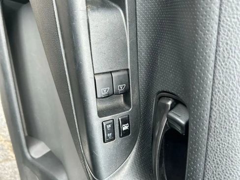 Used 2017 Nissan NV200 S w/ Back Door Glass Package image 17