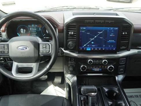 Used 2023 Ford F150 Lariat AWD/4WD image 13