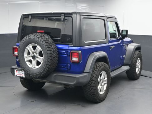 Used 2018 Jeep Wrangler Sport S image 8