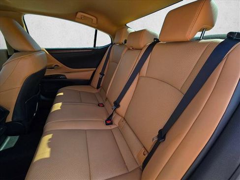 Used 2022 Lexus ES 300h w/ Premium Package FWD image 18