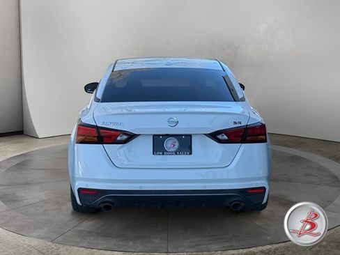 Used 2022 Nissan Altima 2.5 SR image 6