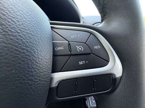 Used 2021 Jeep Compass Latitude w/ Sun and Sound Group FWD image 24
