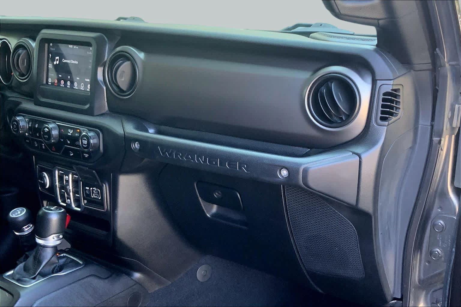 Used 2018 Jeep Wrangler Unlimited Sport S AWD/4WD image 18
