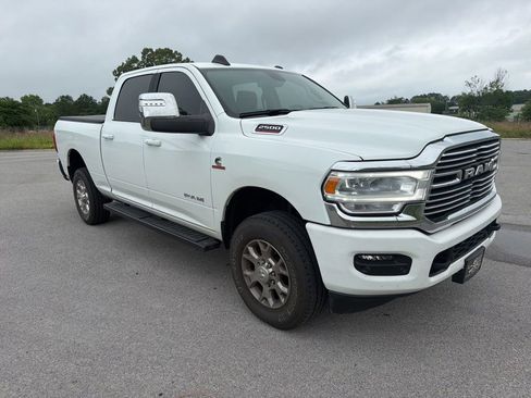 Used 2024 RAM 2500 Laramie AWD/4WD image 5