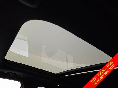 Used 2025 Jeep Grand Cherokee Summit AWD/4WD image 17