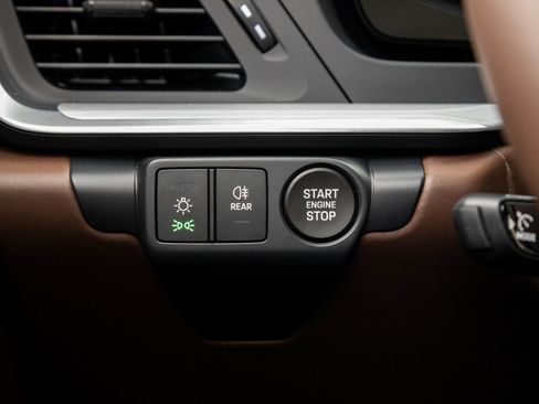 Used 2026 Porsche 911 Targa 4S image 19