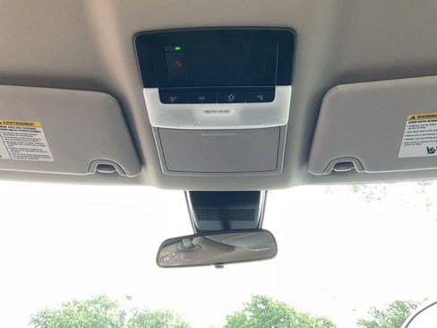 Used 2025 Nissan Altima 2.5 SV FWD image 15