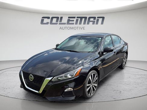 Used 2020 Nissan Altima 2.5 SR image 1