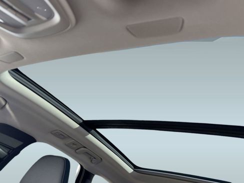 Certified 2024 Volvo XC60 B5 Plus w/ Protection Package Premier image 16