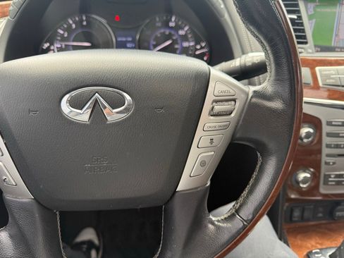 Used 2018 INFINITI QX80 4WD w/ Driver Assistance Package image 18