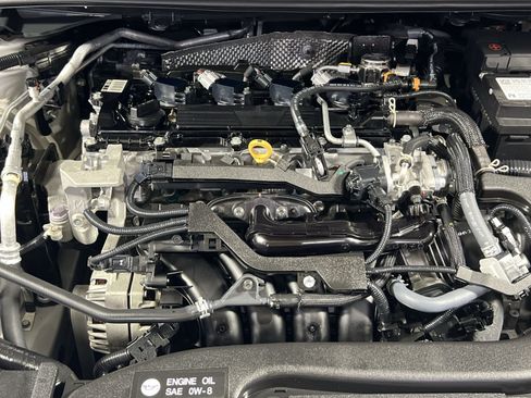 Used 2025 Toyota Corolla LE FWD image 29