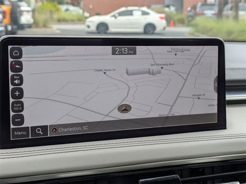 Used 2024 Genesis G70 2.5T image 22