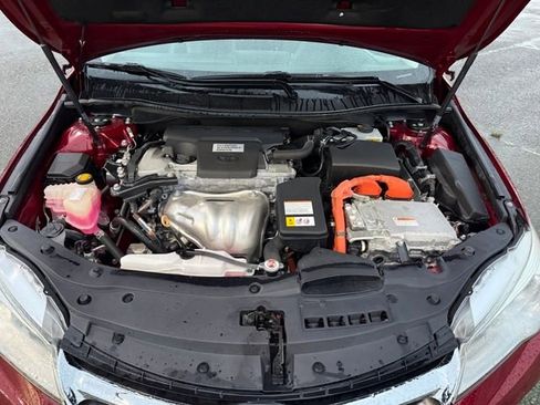 Used 2017 Toyota Camry XLE image 31