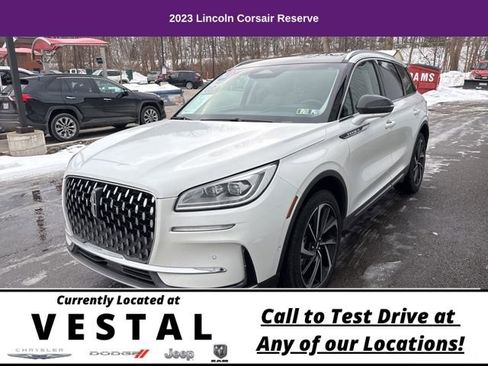 Used 2023 Lincoln Corsair Reserve w/ Equipment Group 202A image 4