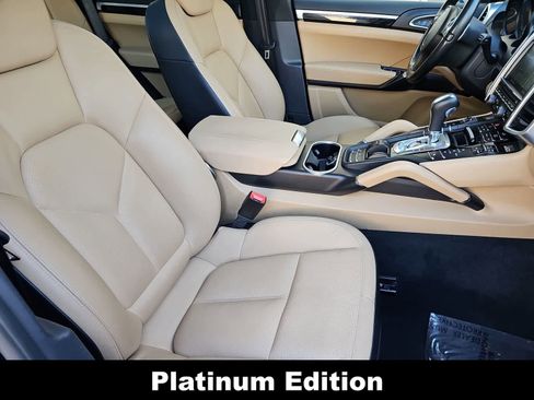 Used 2014 Porsche Cayenne AWD/4WD image 18