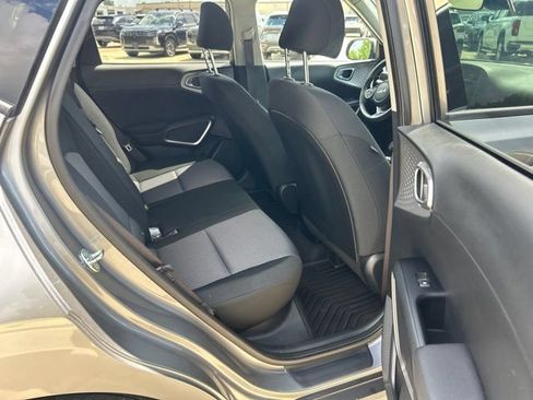 Used 2024 Kia Soul LX w/ Option Group 015 FWD image 21