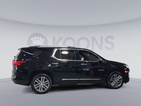 Used 2023 Chevrolet Traverse High Country image 12