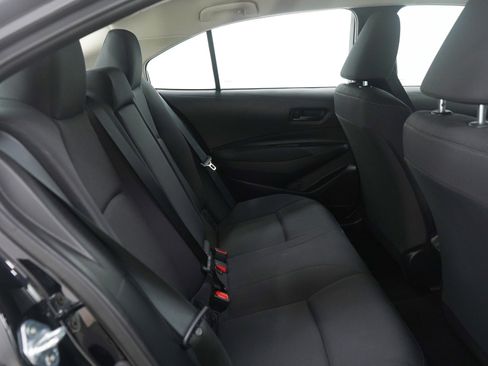 Used 2025 Toyota Corolla LE image 12