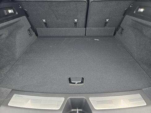 New 2025 Cadillac Lyriq Sport image 22