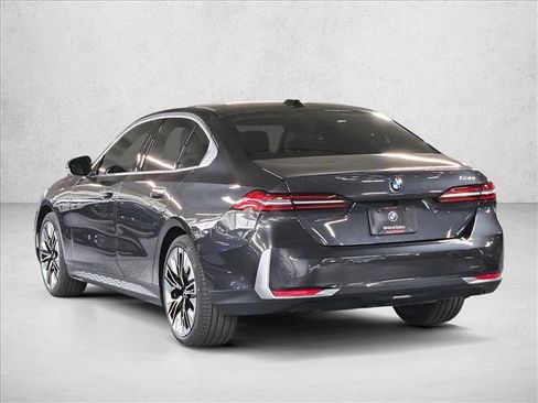 New 2026 BMW 530i w/ Premium Package image 7