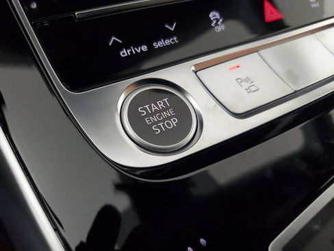 New 2026 Audi Q8 Premium Plus AWD/4WD image 33