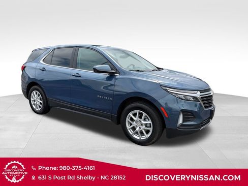 Used 2024 Chevrolet Equinox LT AWD/4WD image 4