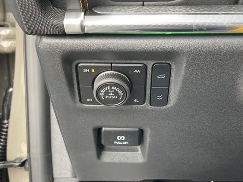 New 2026 Ford Expedition Tremor image 24